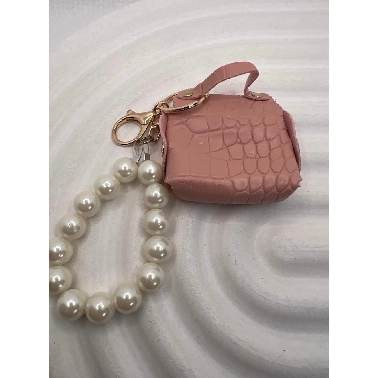NWT‎ Mini Purse Keychain Pink Faux Leather with Pearl Handle, Coin Holder - Image 5