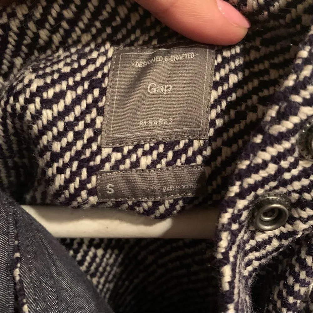 GAP Herringbone Tweed Jacket - Image 3