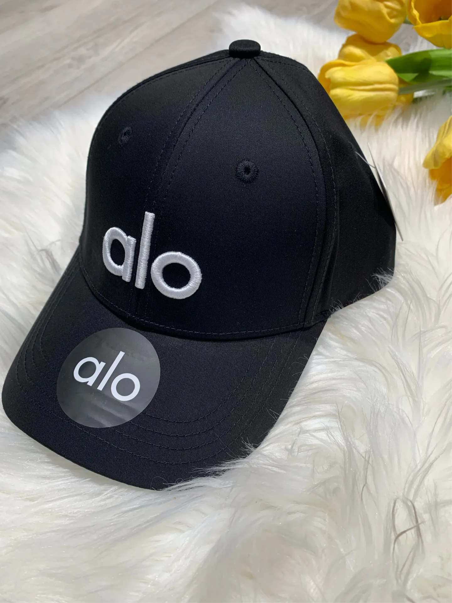Alo Trucker Yoga Hat - Image 5