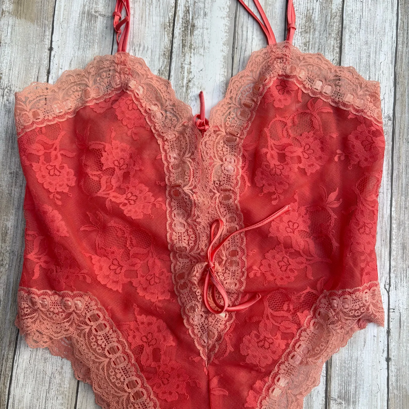 VTG Victorias Secret Gold Label Bodysuit Teddy Sm Peach Lace  Bows Coquette Sexy - Image 3
