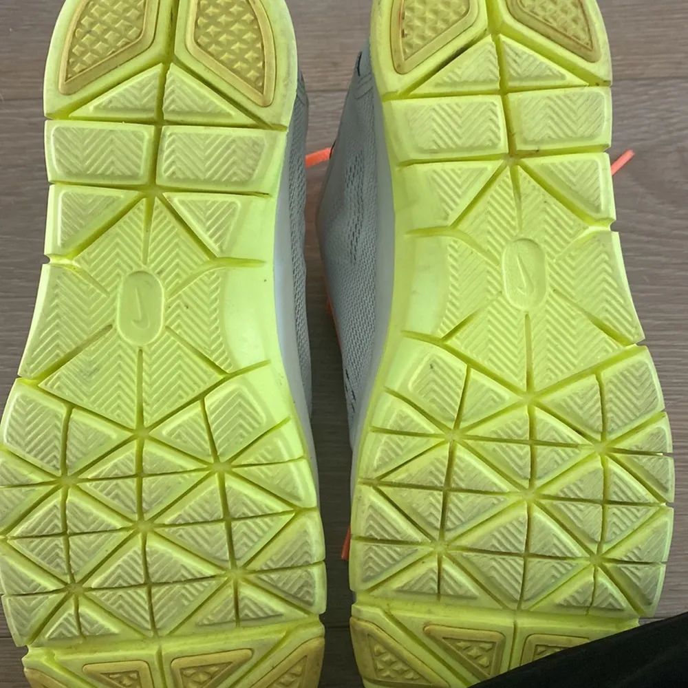 Nike Womens Free 5.0 TR Fit 4  Gray Running Shoes Sneakers. Excellent condition - Image 6