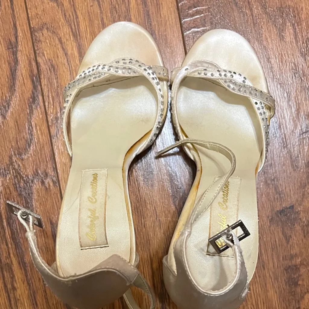 Off White Satin Strappy Jeweled Heels Size 7 - Image 8