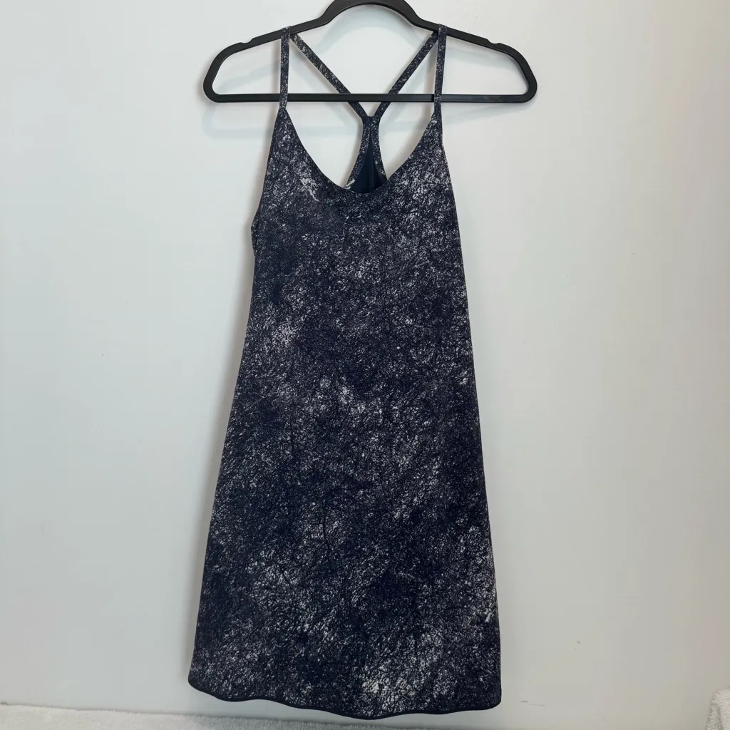 Outdoor Voices Women's Mini Dress - Blue Printed Tank Dress size S - Image 2