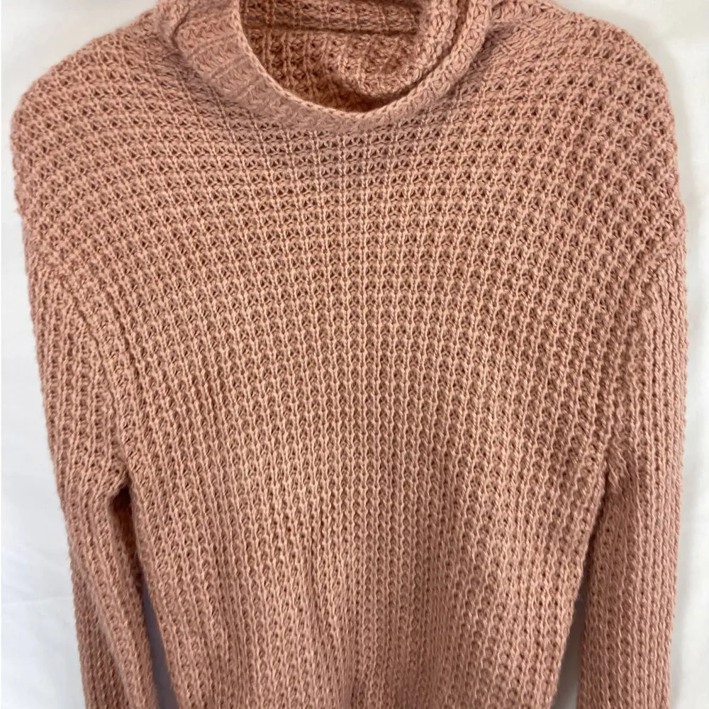 Falls Creek Pink Knit Mock Neck Sweater Size Small - Image 2