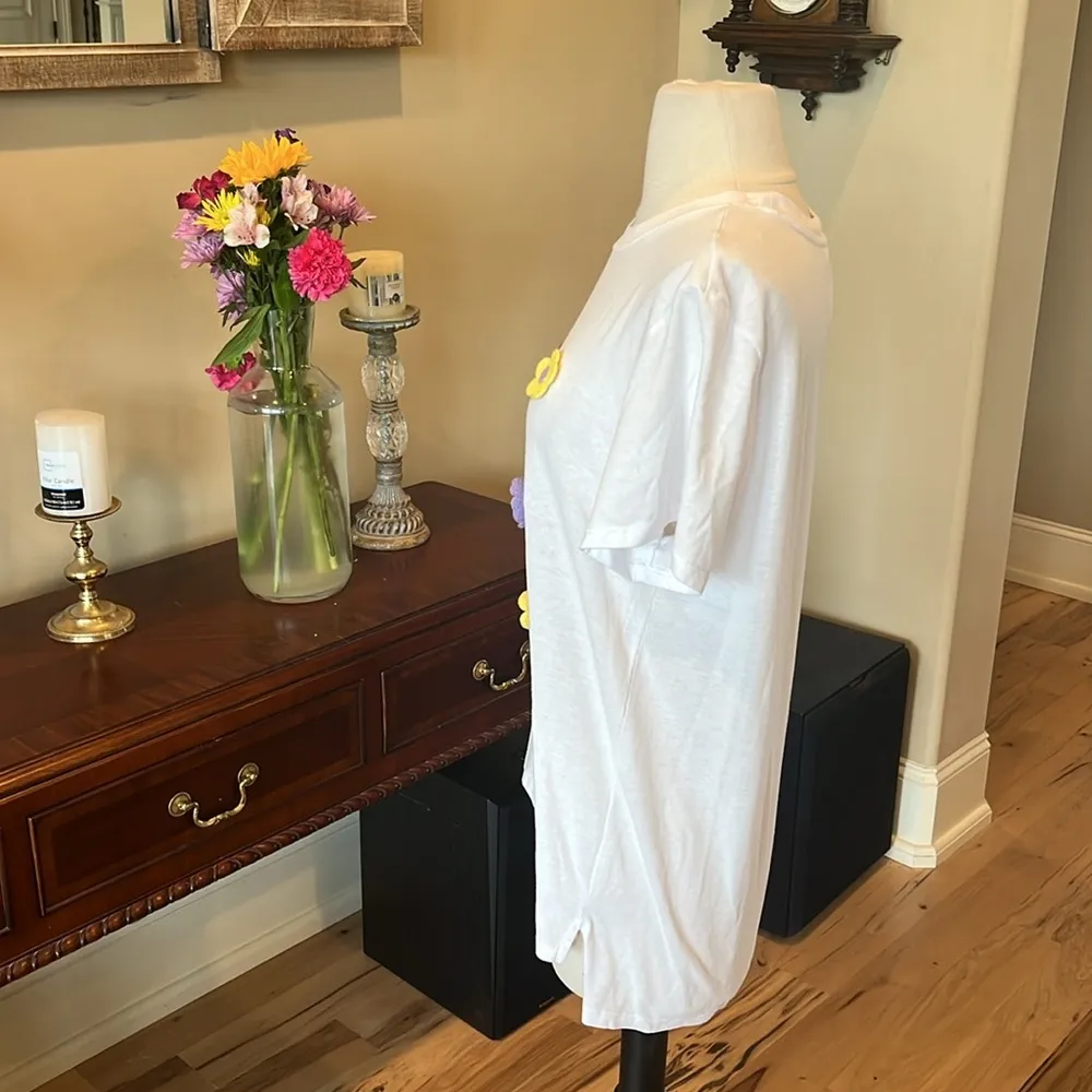 White Snoopy Graphic T - Image 6