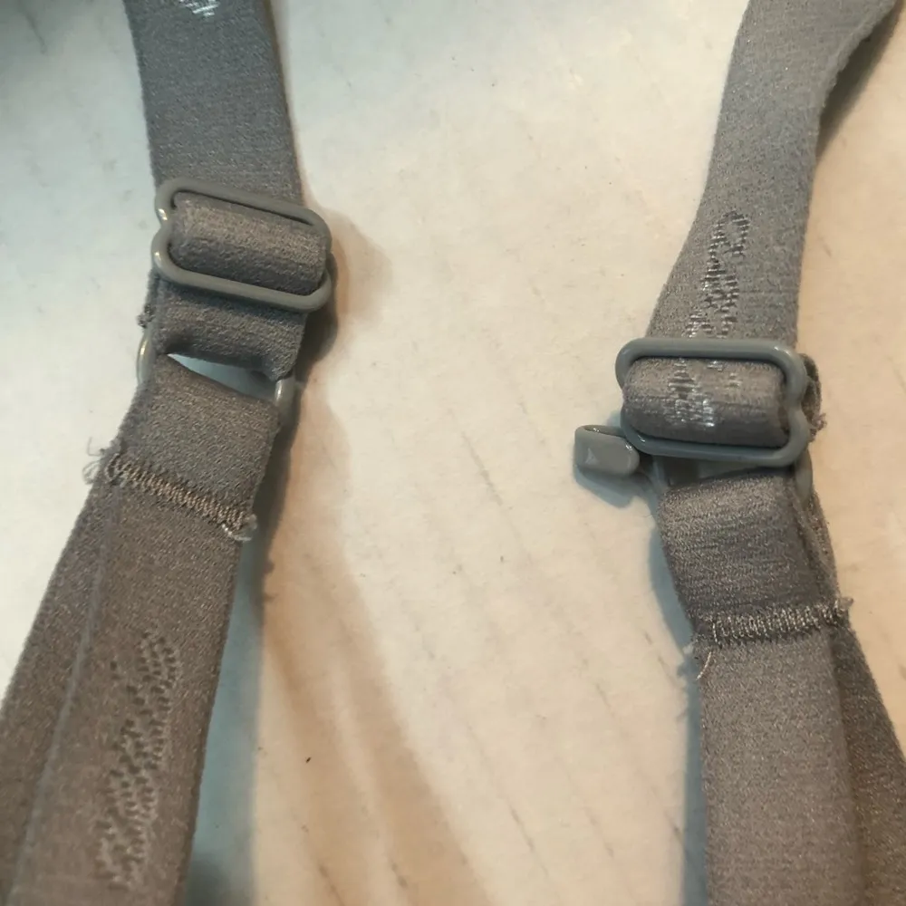 Aerie Bra Real Happy Wireless Lightly Lined Bra in Grey Sz 38C EUC w/ Lace Trim - Image 8