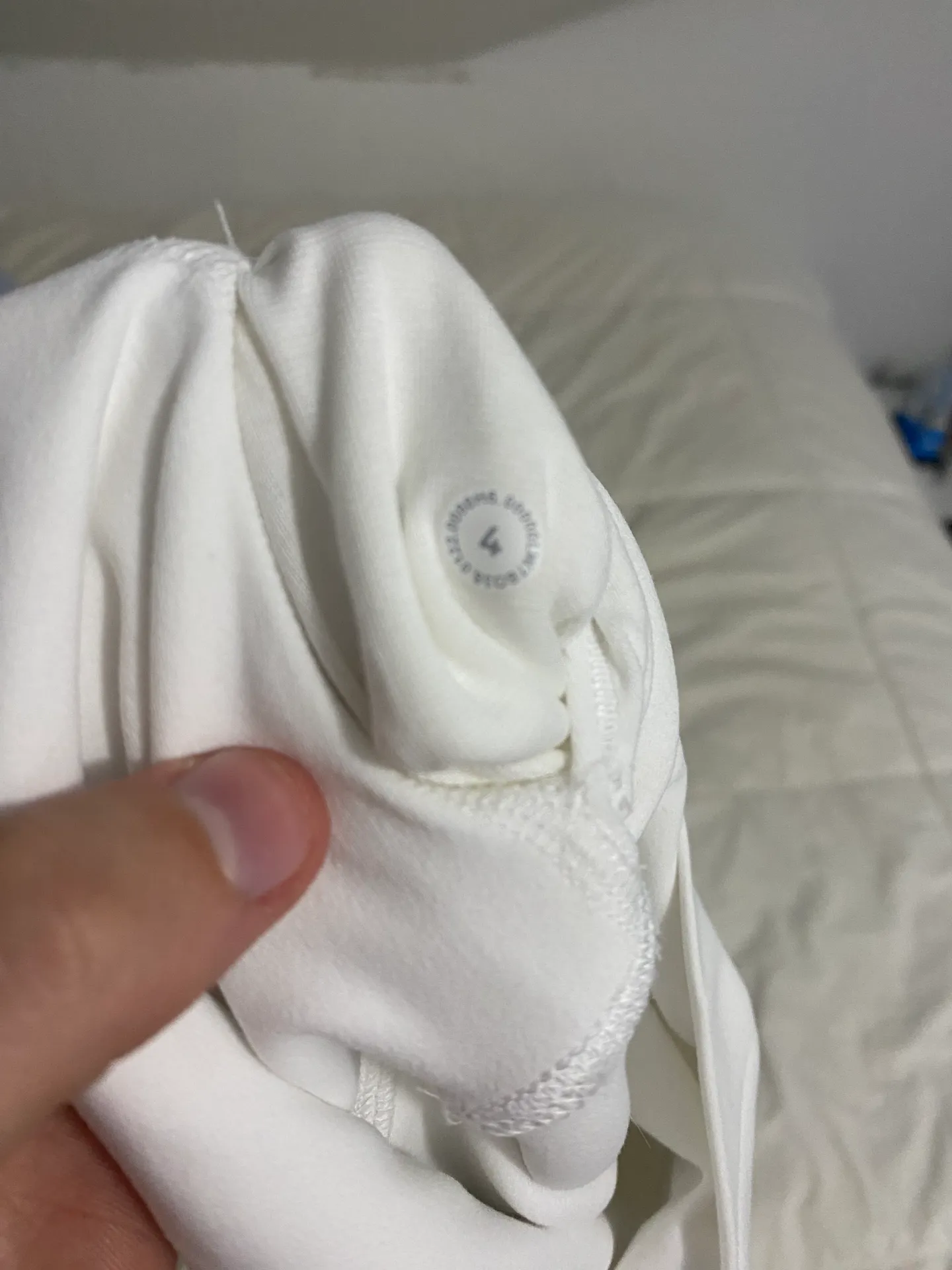 Lululemon White  Align Biker Shorts - Image 3