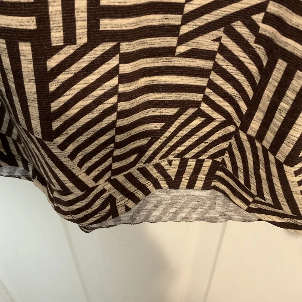 LulaRoe Perfect T - Image 4