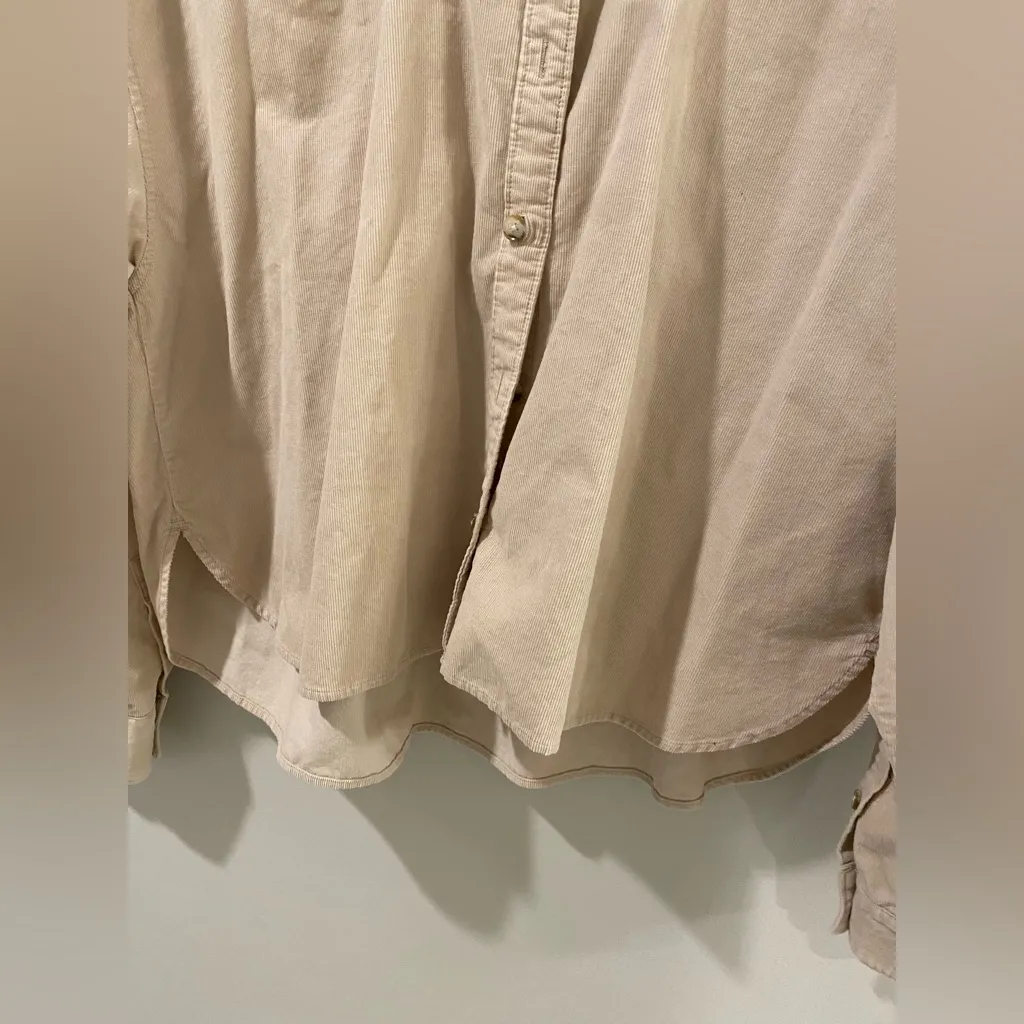 Madewell - High Low Cropped Corduroy Button Up Top Size Medium - Image 4