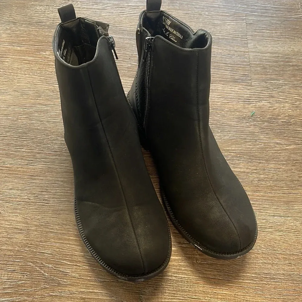 EASY STREET MYSTERY WOMENS FAUX LEATHER LEOPARD PRINT ANKLE BOOTS sz 8.5 ww - Image 10