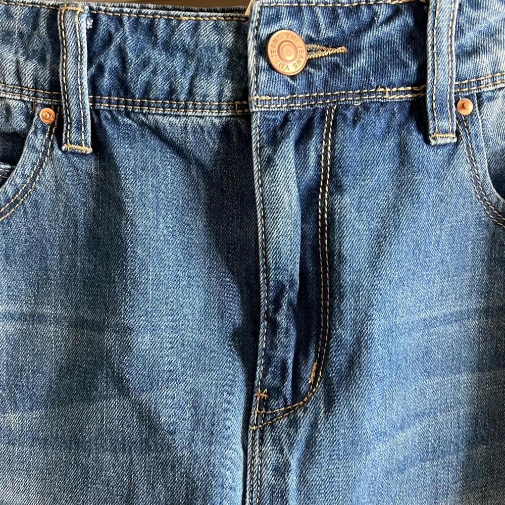 YMI WBB Denim Blue Distressed Skirt large - Image 4