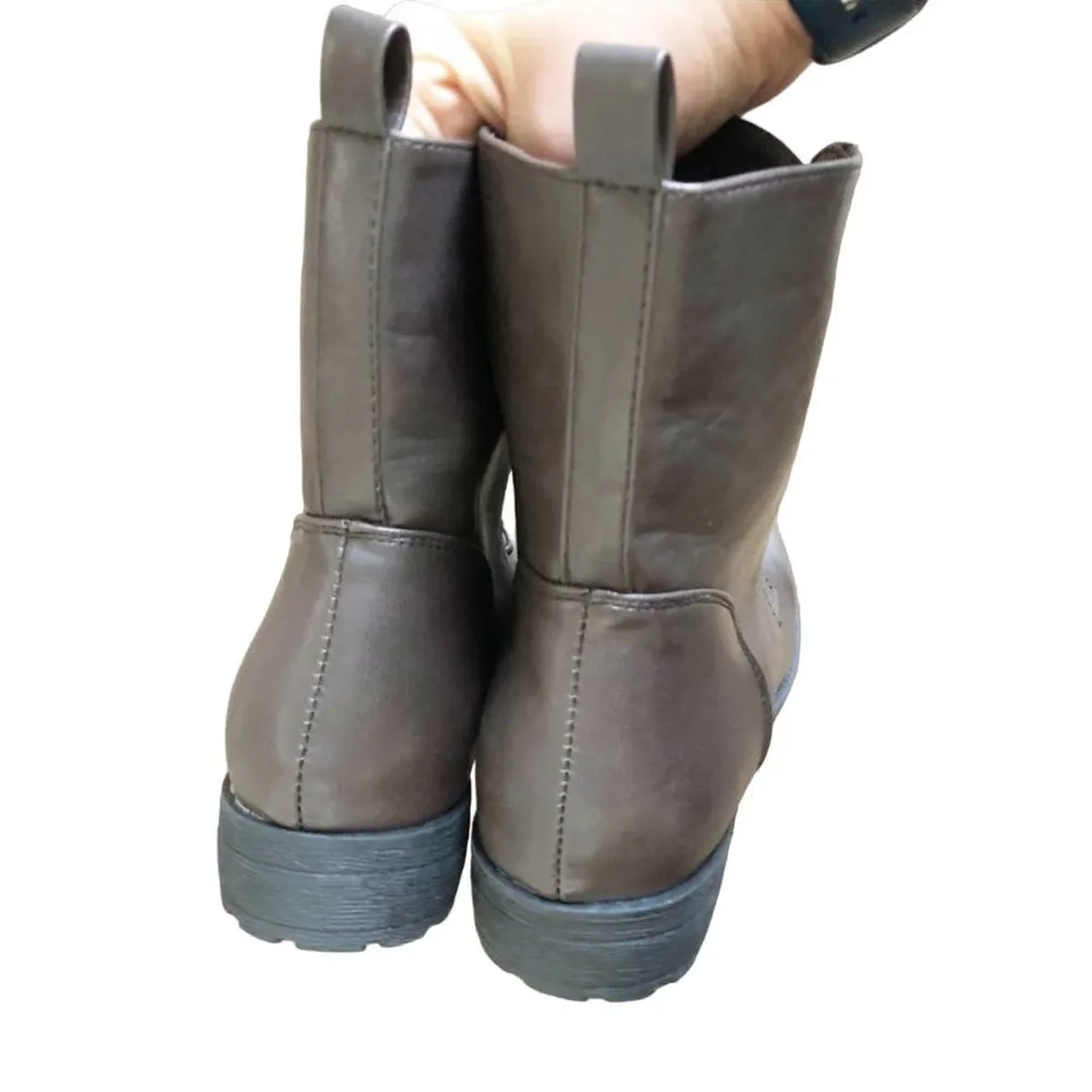 NWT Catherine Malandrino Women’s Size 10 Brown Booney Vegan Leather Combat Boots - Image 3