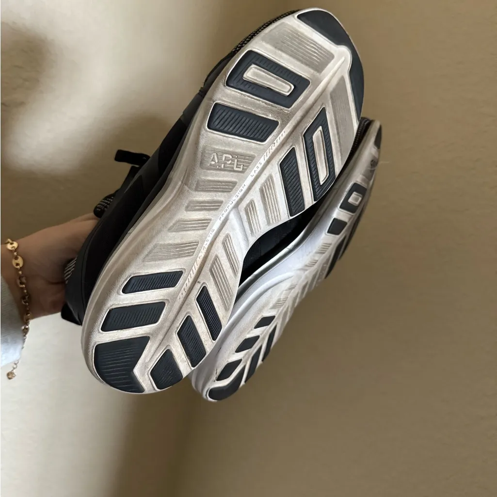 APL TechLoom Ascend Shoe Reflective Sneaker‎ Sz 8 Womens Black - Image 4