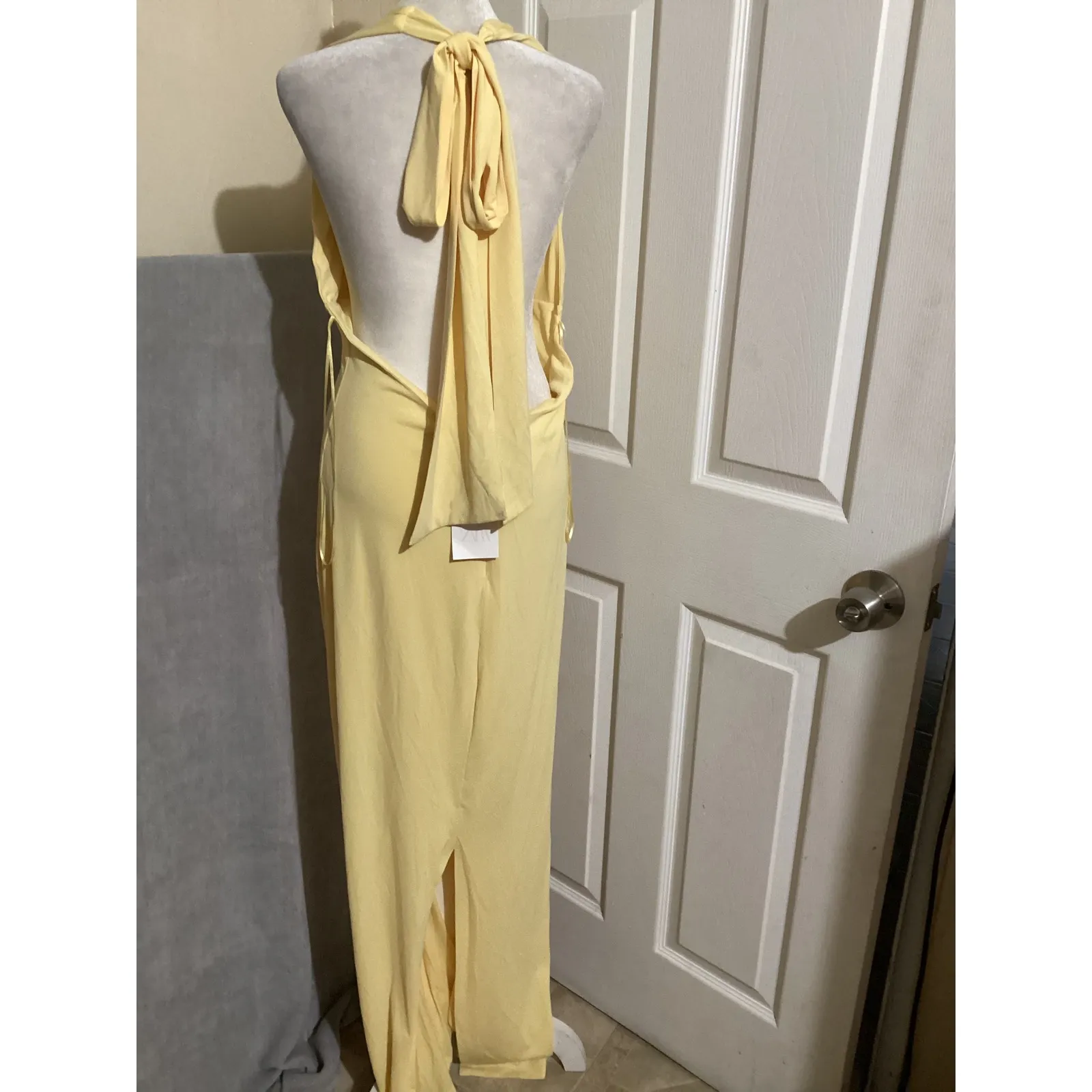 ZARA Yellow Halter Neck Plunging V Neck Maxi Dress Flowy Slit Size L - Image 5