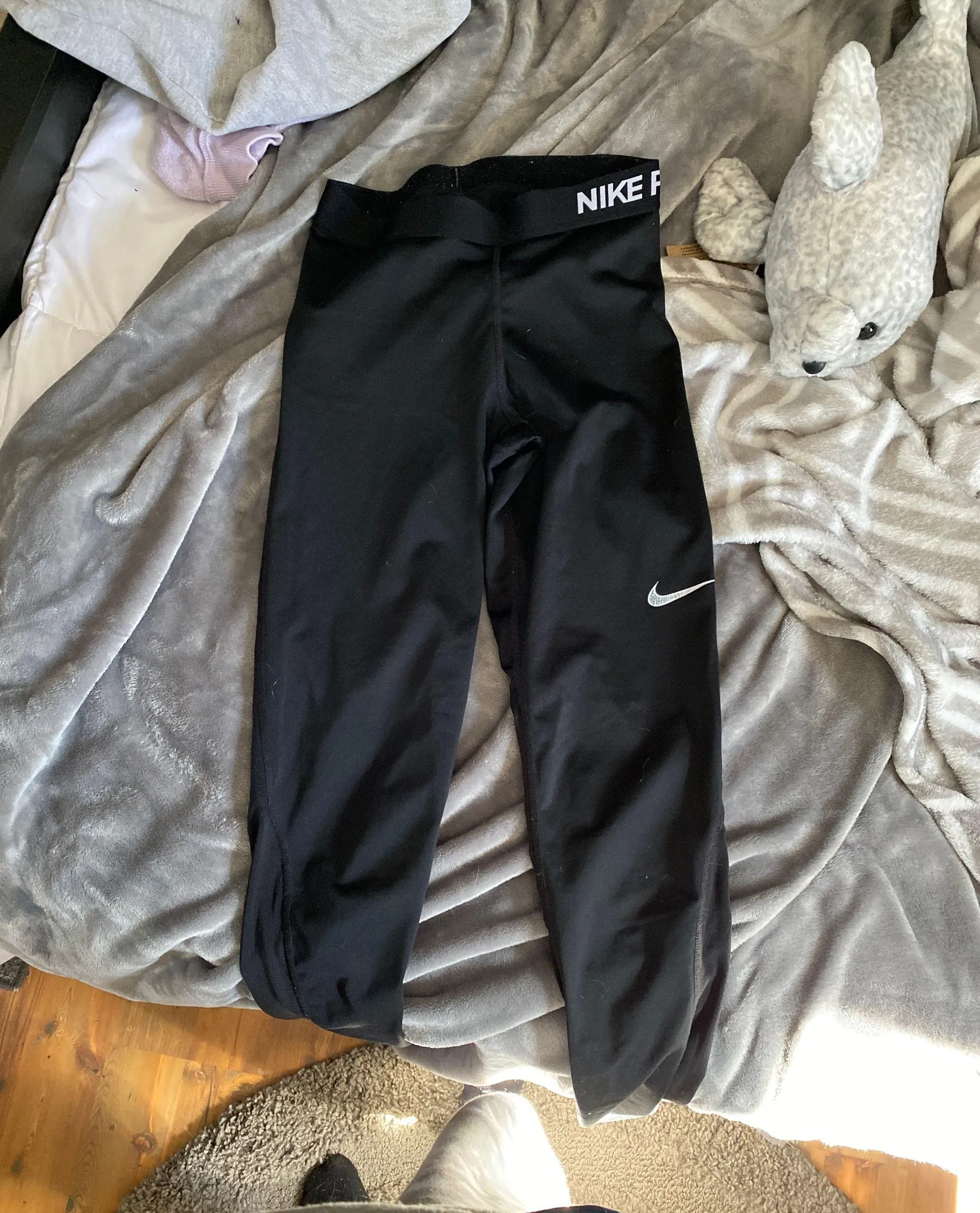 Nike Pro Leggings - Image 2