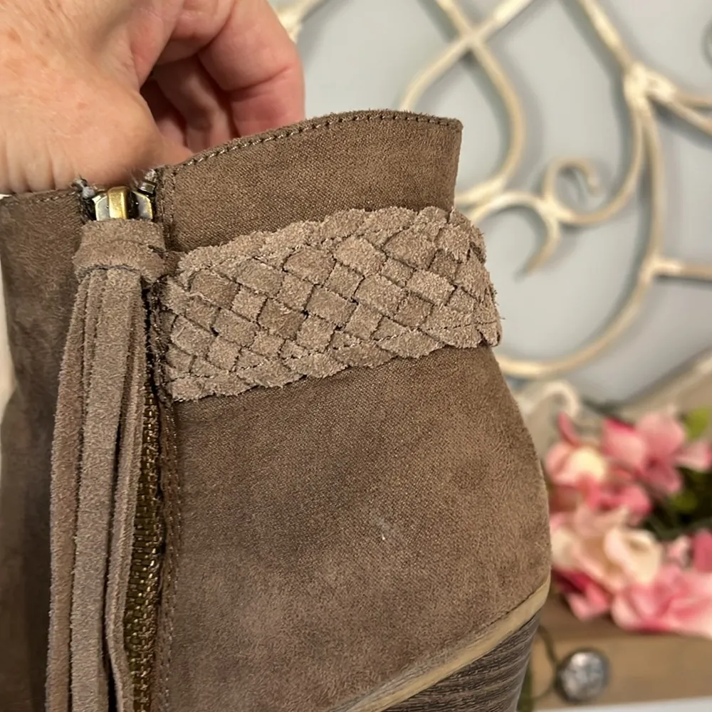 Booties Altard State Brown Faux Suede Side Zip Ankle Boots Womens 7.5 - Image 8