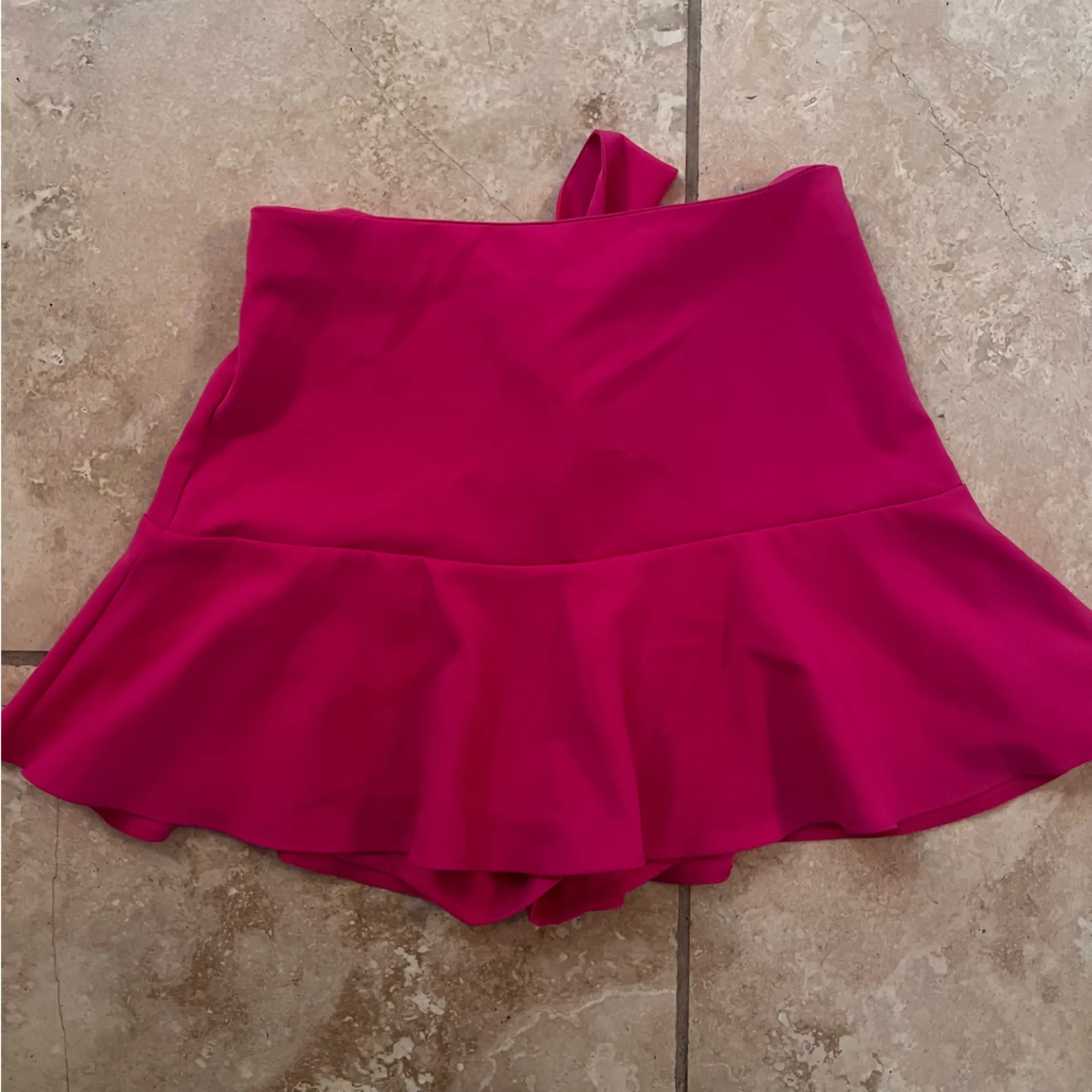ZARA  Pink Short With Tie - Image 4