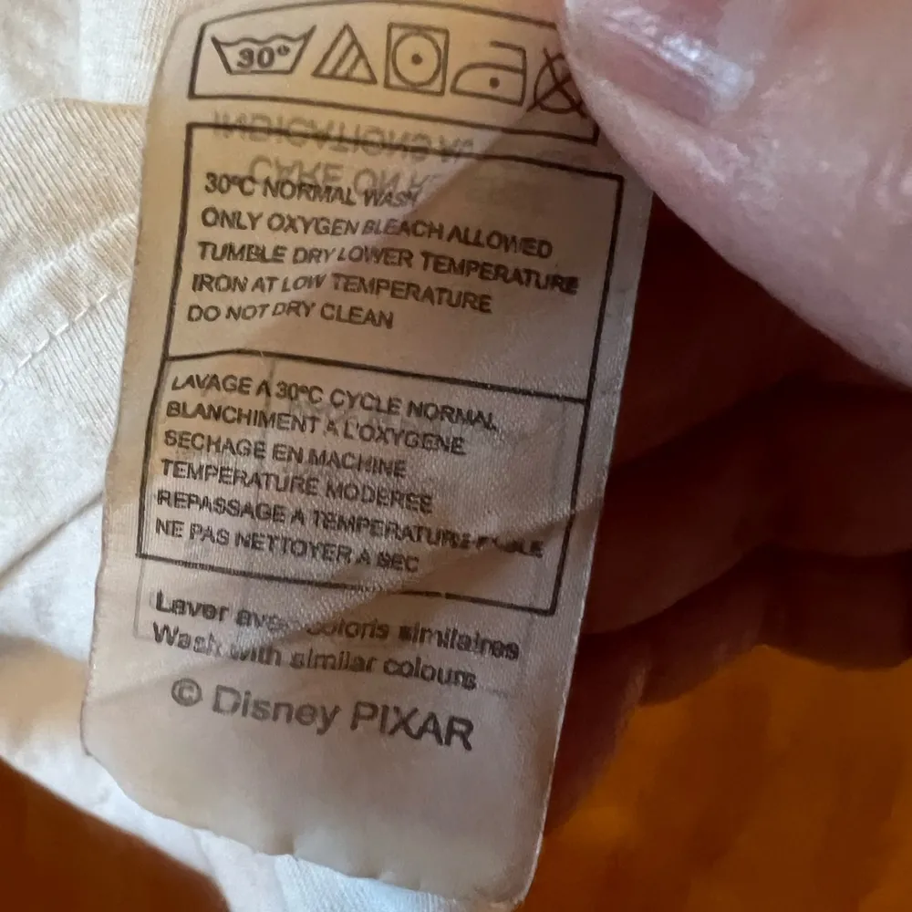 land Exclusive Paris Ratatouille Remy Women’s T-Shirt Tee Small FLAW - Image 7