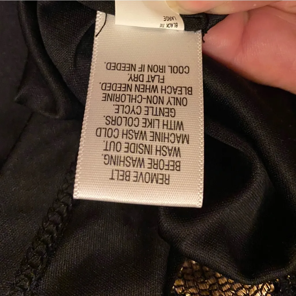 Candie's Black and Gold Vintage Zigzag Mini Dress fully lined with belt - Image 9