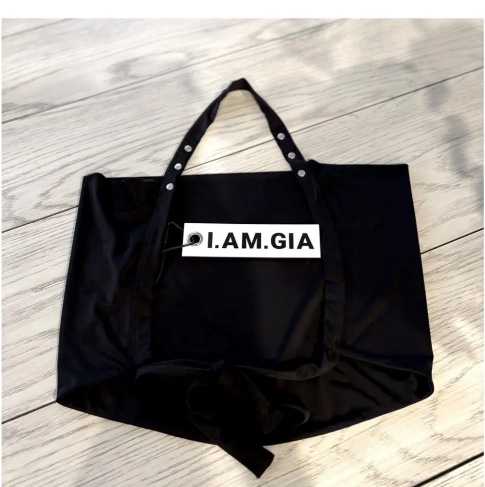 I.AM.GIA Top - Image 2