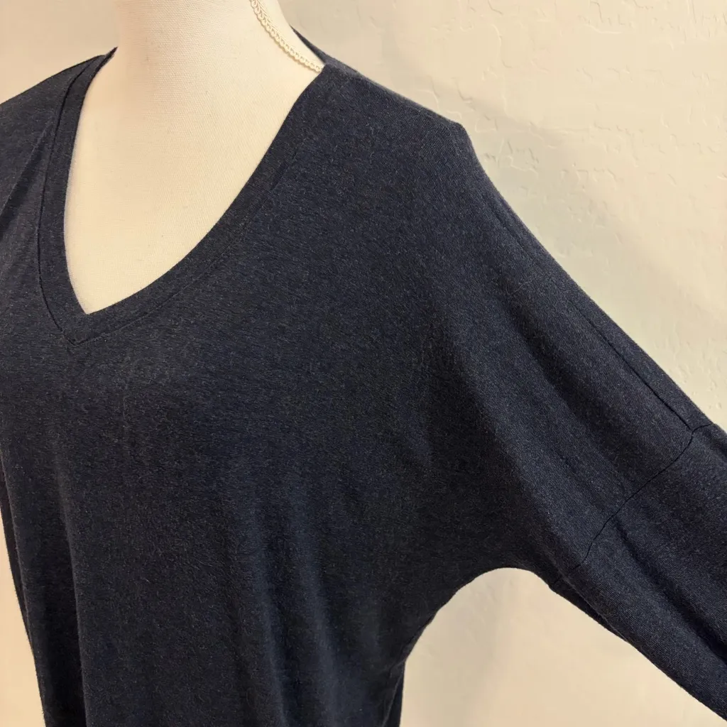 CAbi Serenity Blue V-neck Relaxed Stretchy Top Style 3052 Size M - Image 5