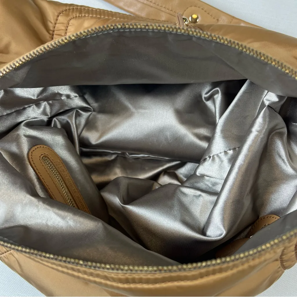 Tod’s Picolla Messenger Nylon Bag Tan - Image 9