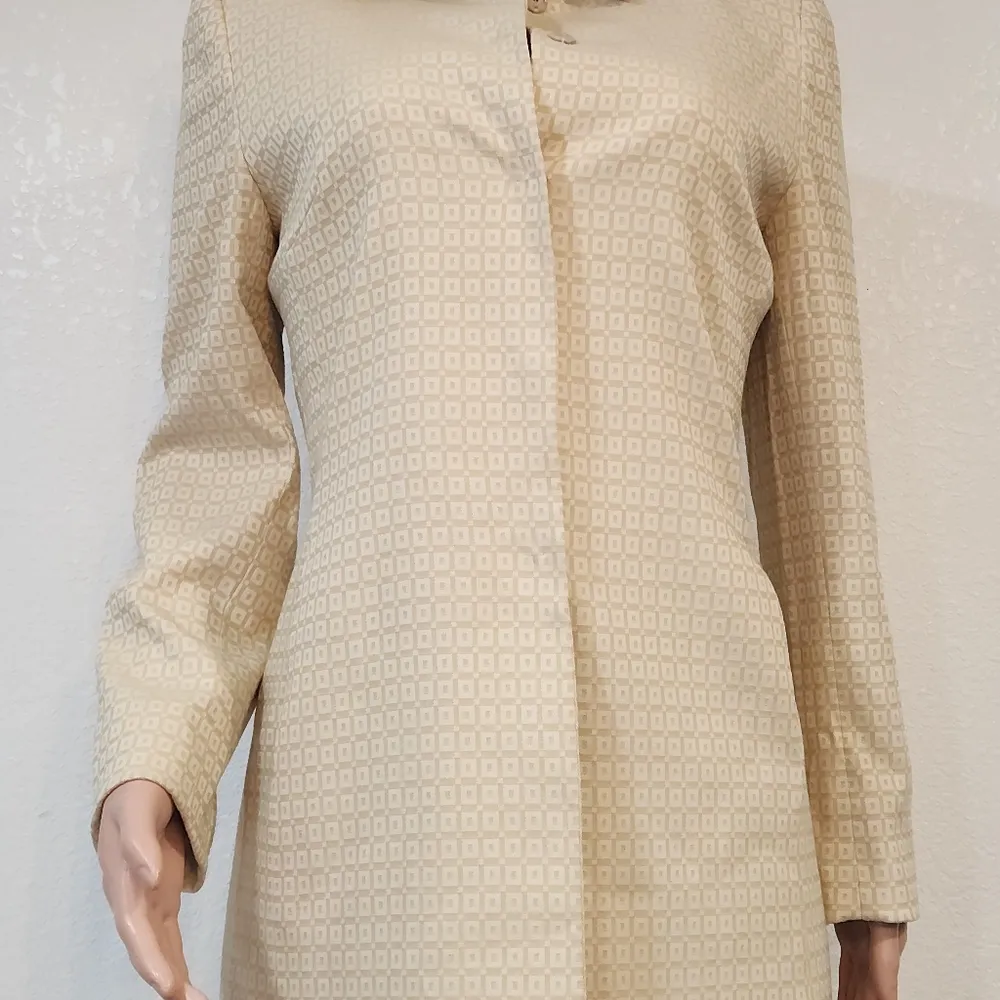 TAHARI by Arthur S. Levine Creamy Dreamy Vintage Style Trench Duster Coat Sz 8 - Image 4