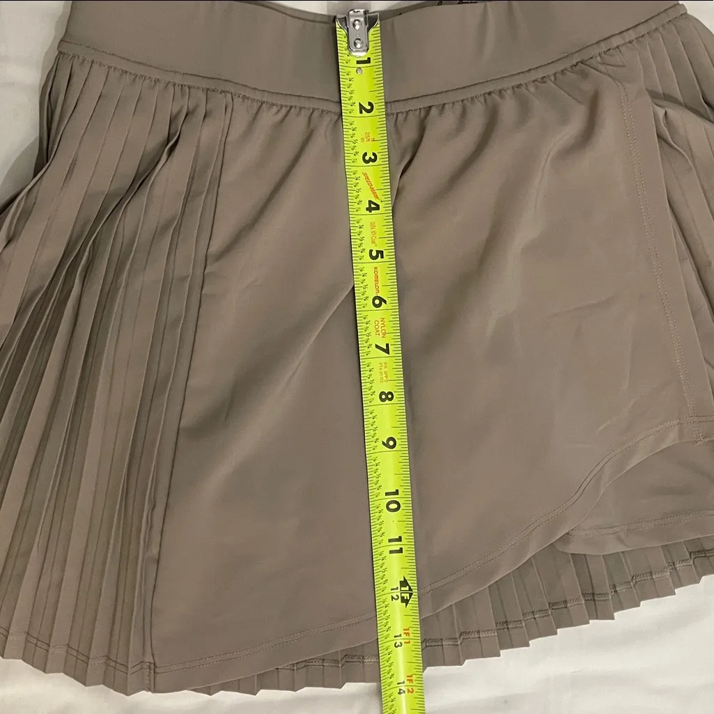 Anna & Ava Active Tan Pleated Tennis Golf Skort Skirt Womens Size Small NEW - Image 7