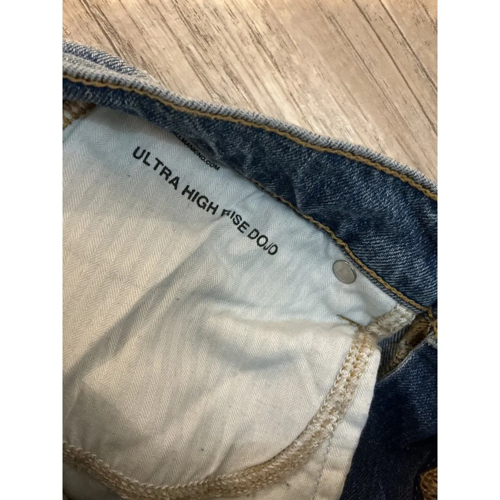 7 For All‎ Mankind Ultra High Rise Dojo Wide Leg Jeans Distressed Size 28 - Image 5