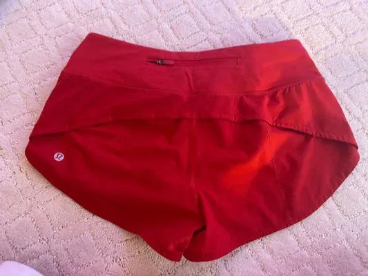 Lululemon Shorts 2.5” - Image 2