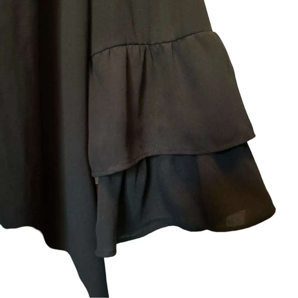 Ann Taylor bell sleeve blouse black - Image 3