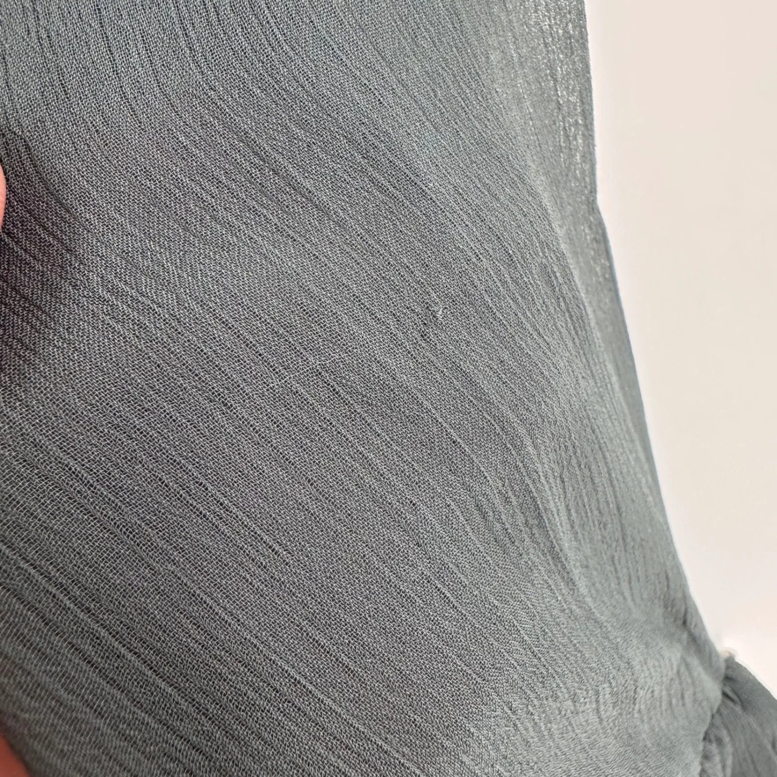 Walter Baker Grey Sheer Embroidered Ruffle Sleeve Peplum Blouse XS Beth - Image 9