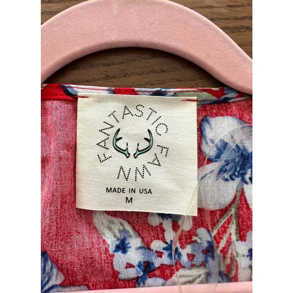 NWOT Stunning Red Floral Blouse by Fantastic Fawn - Size M - Image 3