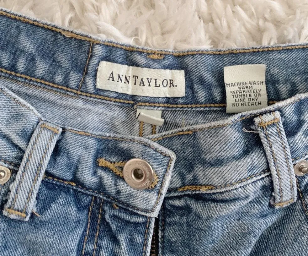 Ann Taylor DENIM SHORTS - Image 3