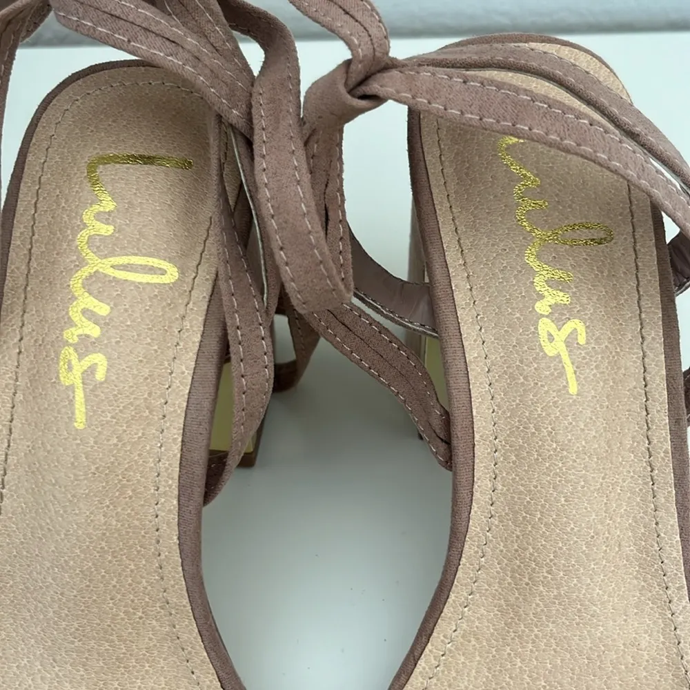 Lulu’s Suede Pink Gold Lace Up Strappy 3.5” Heel in Women’s Size 6.5 - Image 7