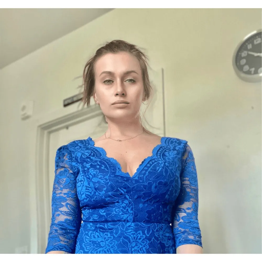 NIKIBIKI womens medium bright Royal Blue lace Romper, open back​ - Image 3