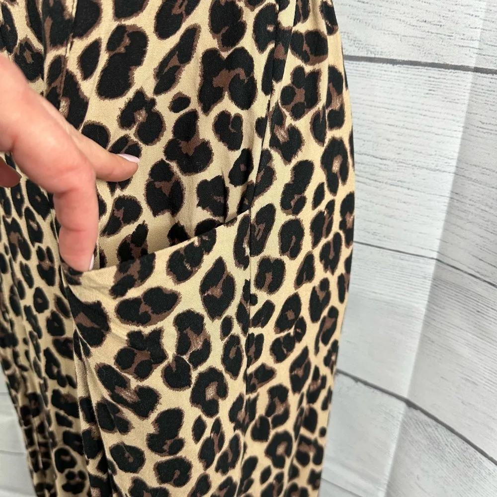 Band of Gypsies Womens size Small Leopard Wide Leg Split Hem Jumpsuit Mob Wife - Image 9