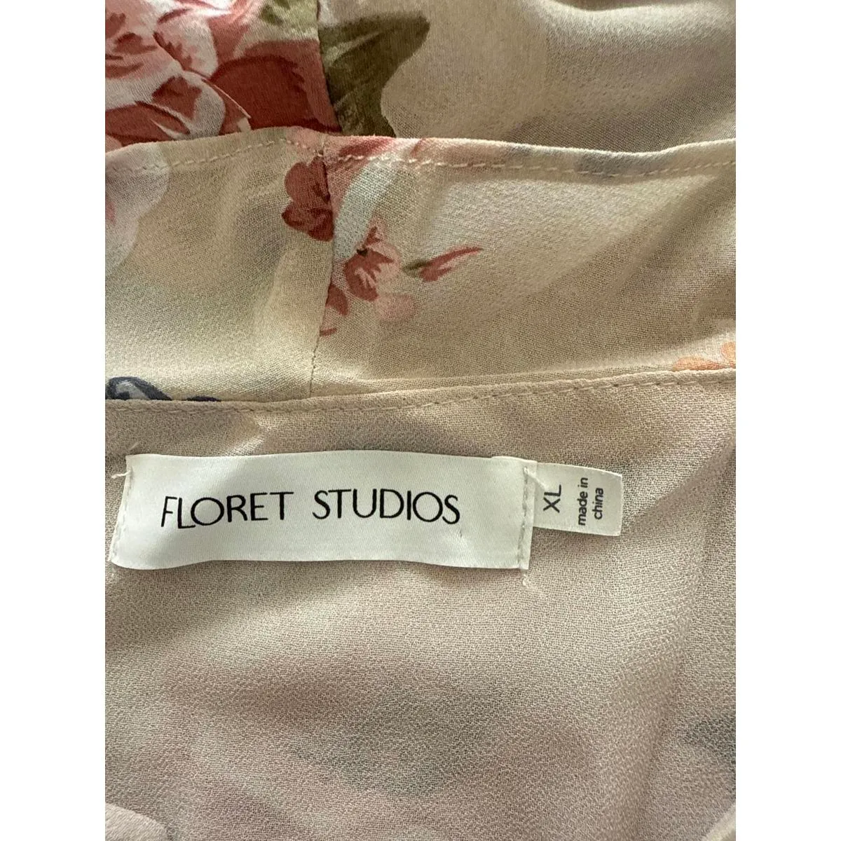Floral Print Women's Maxi Dress with Ruffle Detail Size M - Image 5