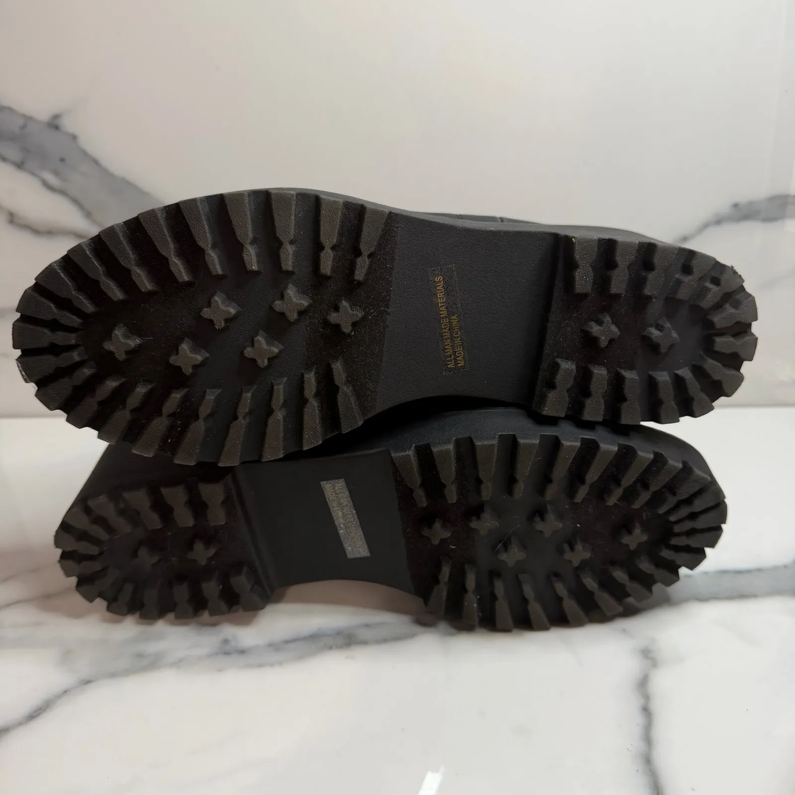 DV Dolce Vita Black Wedge Heel Lug Sole Rielle Chelsea Boots Sz 10 Closet Staple - Image 8