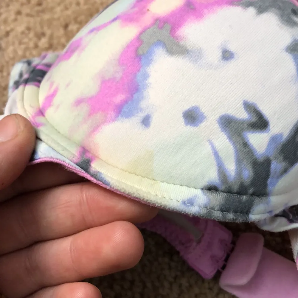Pink Victoria’s Secret tie dye bra T-shirt bra marble print size 32C causal bra - Image 3