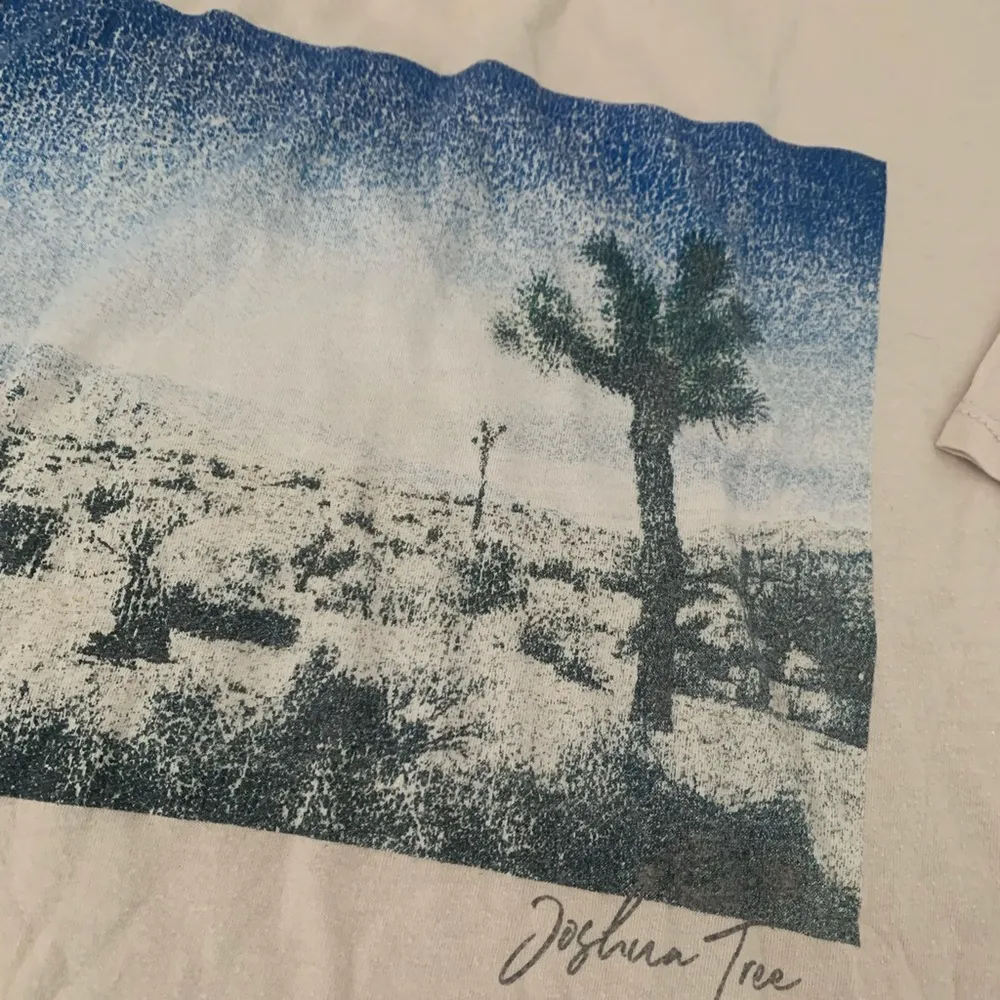 Forever 21 Joshua Tree t-shirt  oversized size S - Image 4