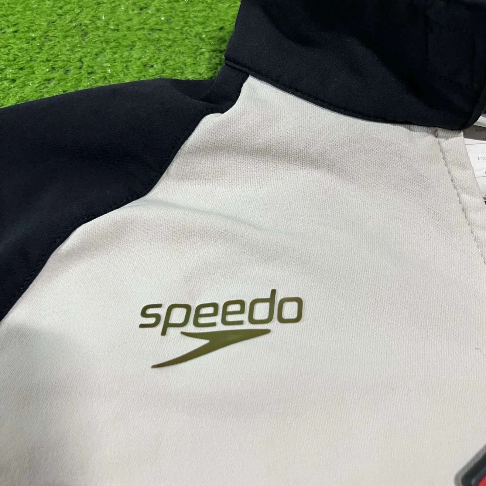 Vintage Texas A&M Jacket Women's SM. Aggies Y2K Speedo Performance‎ Jacket "AGs" - Image 4