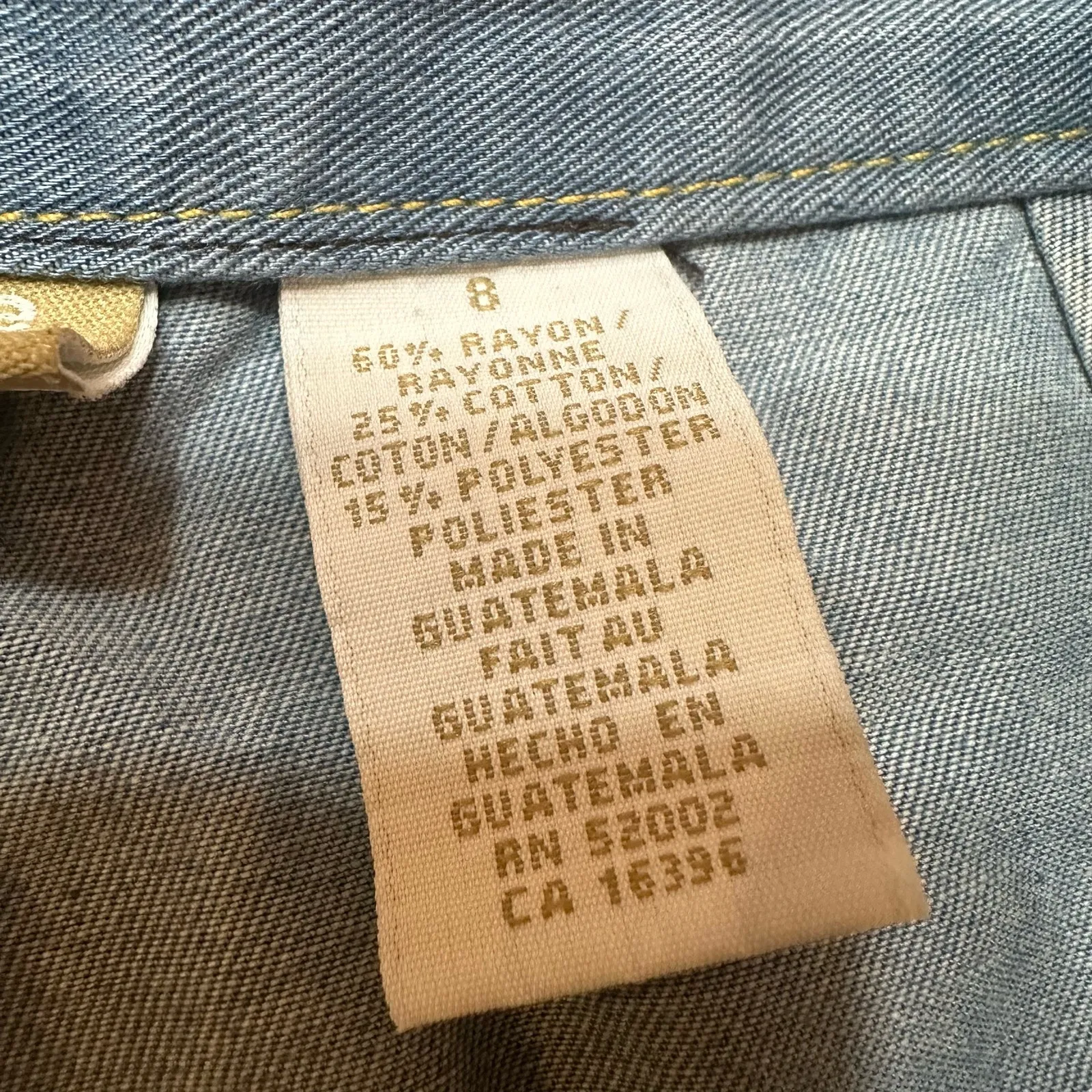 Liz Claiborne Soft Denim Pants sz 8 Straight Leg Jeans - Image 2