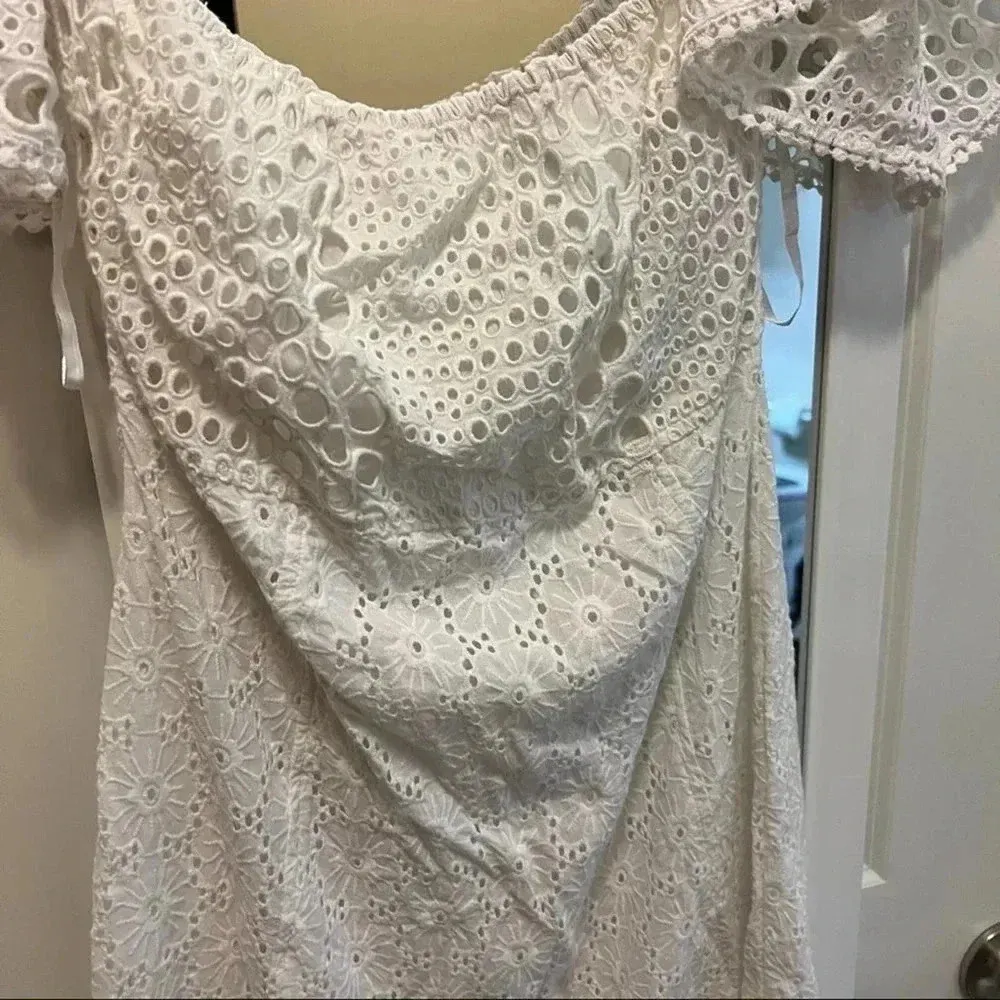 147 NWT Farm Rio White Eyelet Dress - Image 3