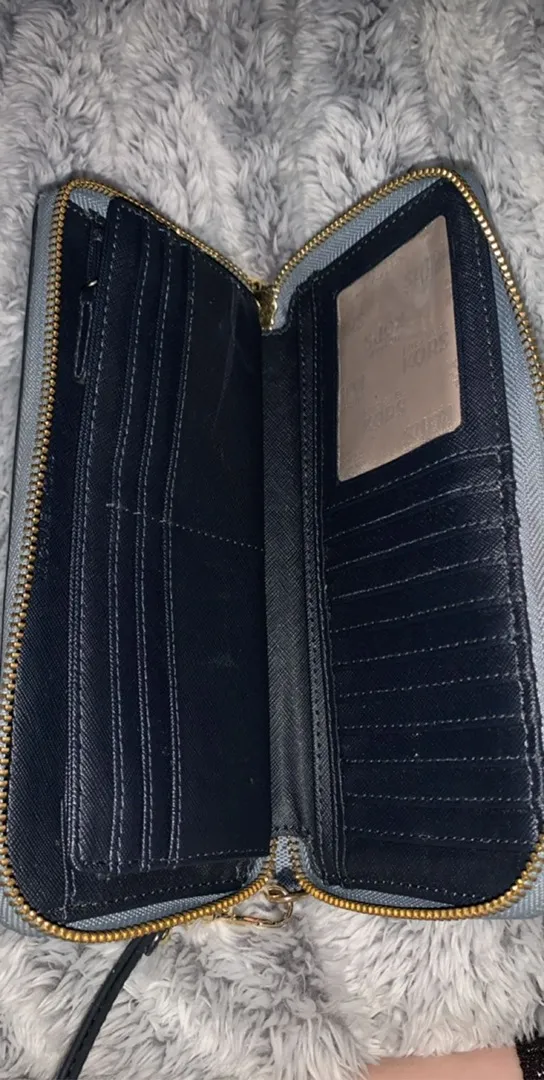 Michael Kors  Wallet  - Image 5