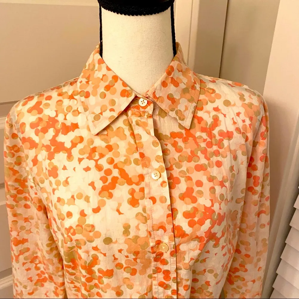Gap|| Cream/peach/tan dot button down long sleeve blouse - Image 4