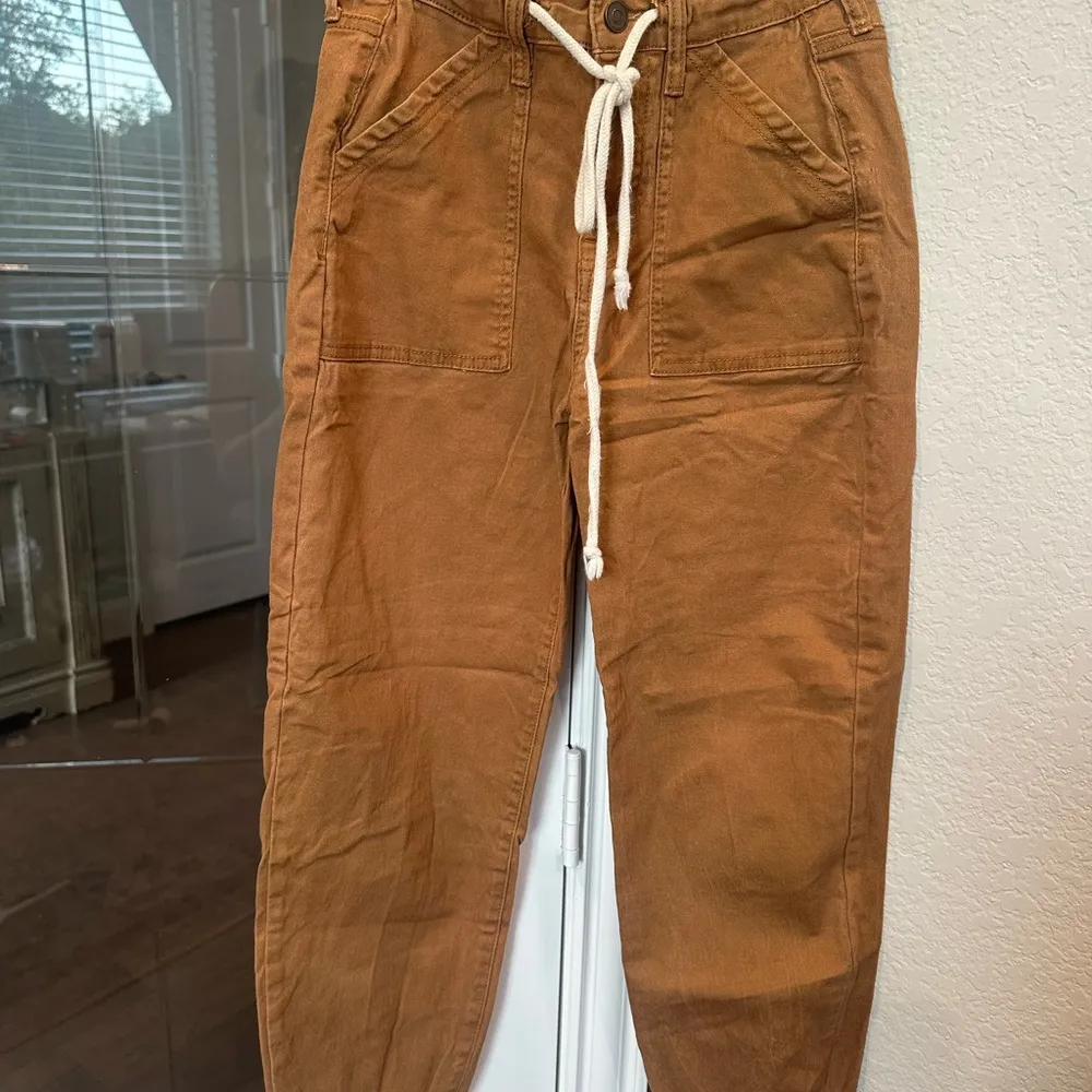 No Boundaries Cargo joggers - Image 2