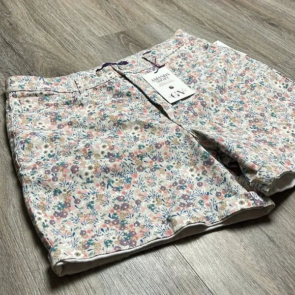 Gloria Vanderbilt Amanda Classic Rise Flex Denim Short w/Built In Slimming Panel - Image 1