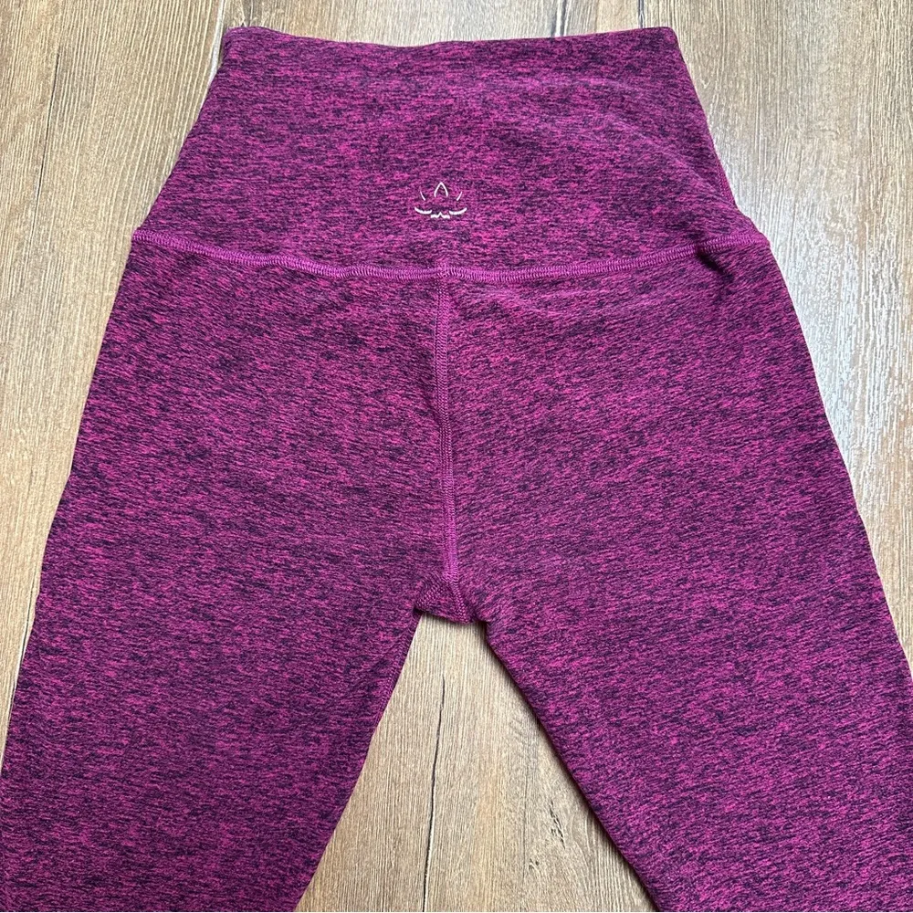 Spacedye Take Me Higher Legging - Heather Black Plumberry Size Small - Image 7