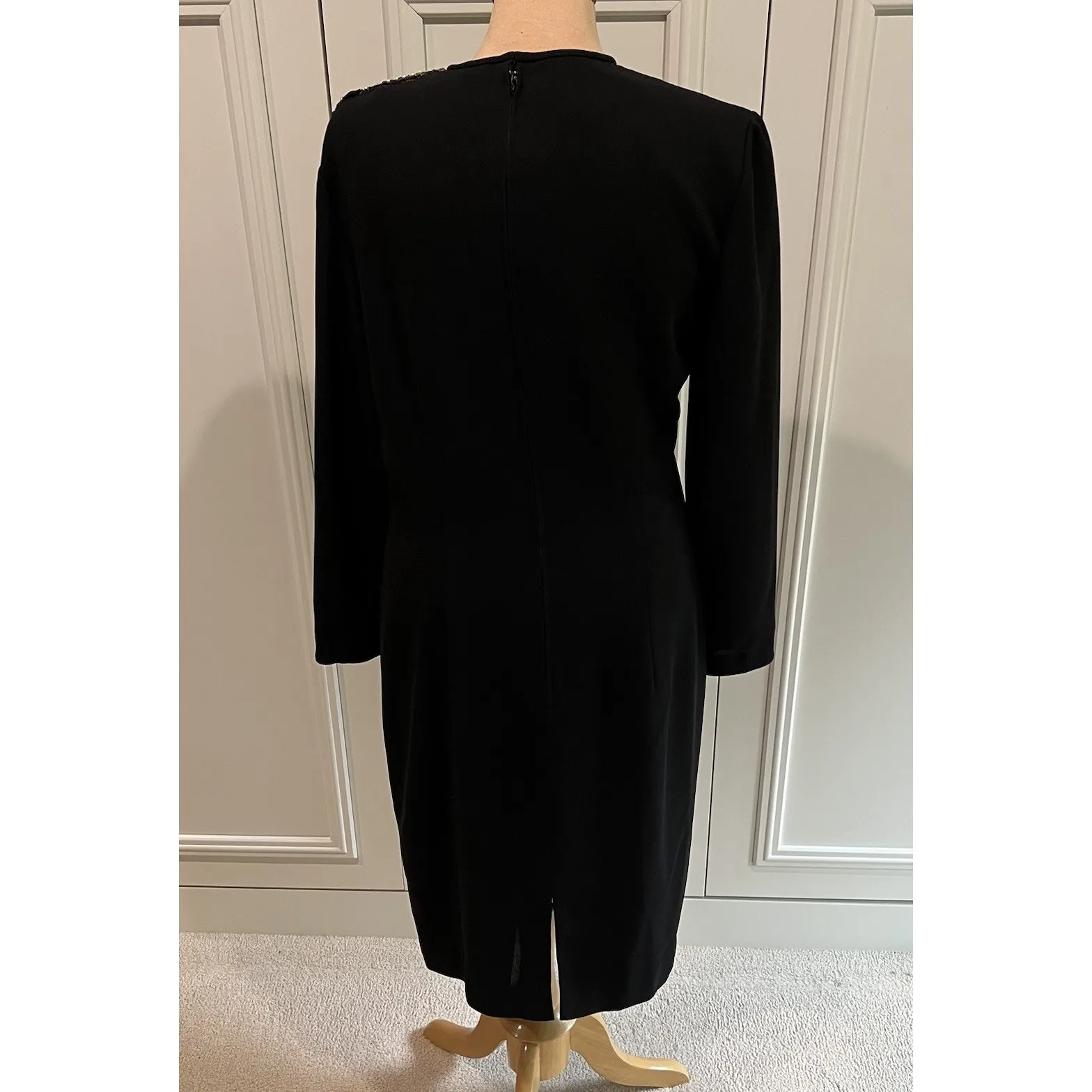 Vtg A J Bari Black Sheath Dress Size 12 Beaded Tassel Shoulder‎ 80's Old Money - Image 5